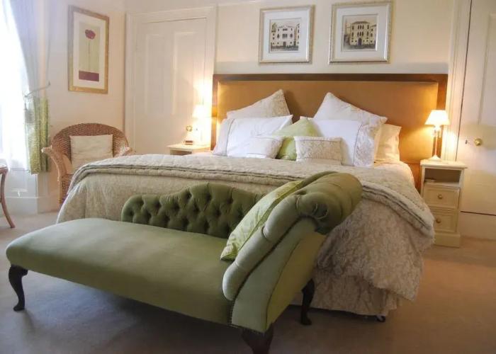 Cawthorne House
