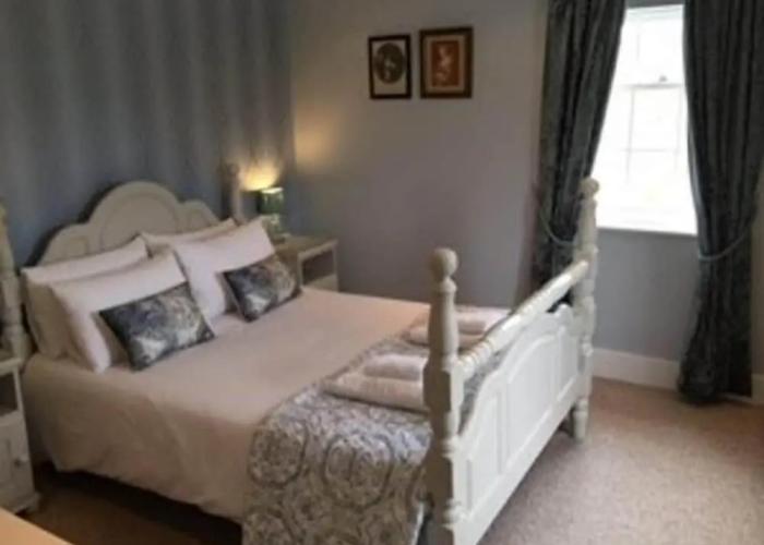 White Horse Farm Inn