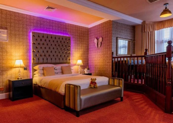 Rogerthorpe Manor Hotel