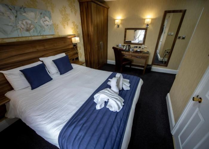 Kings Croft Hotel