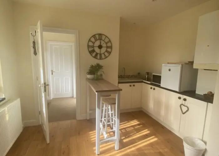 Cosy Stable Conversion Between Sheffield & Leeds