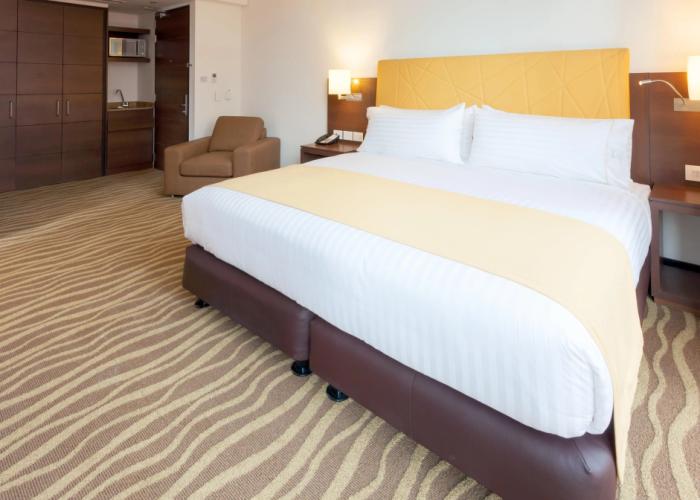 Holiday Inn Express & Suites Bogota Zona Financiera by IHG