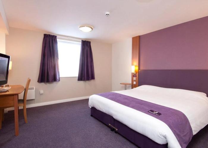 Premier Inn Poole Centre (Holes Bay)