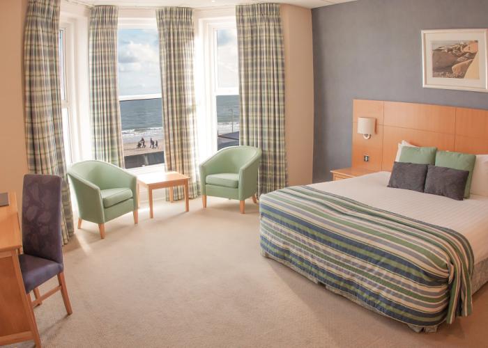 Sandbanks Hotel
