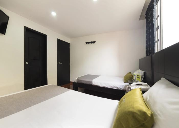 Hotel Dorado 100