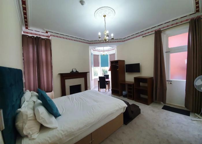 Trivelles Park Hotel
