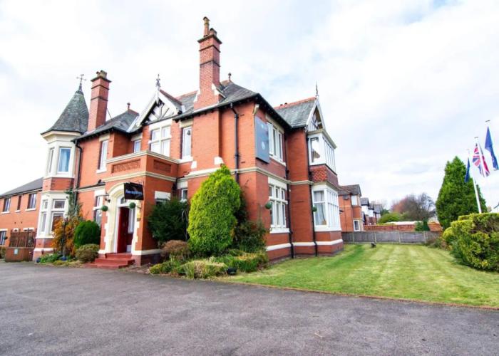 Trivelles Park Hotel
