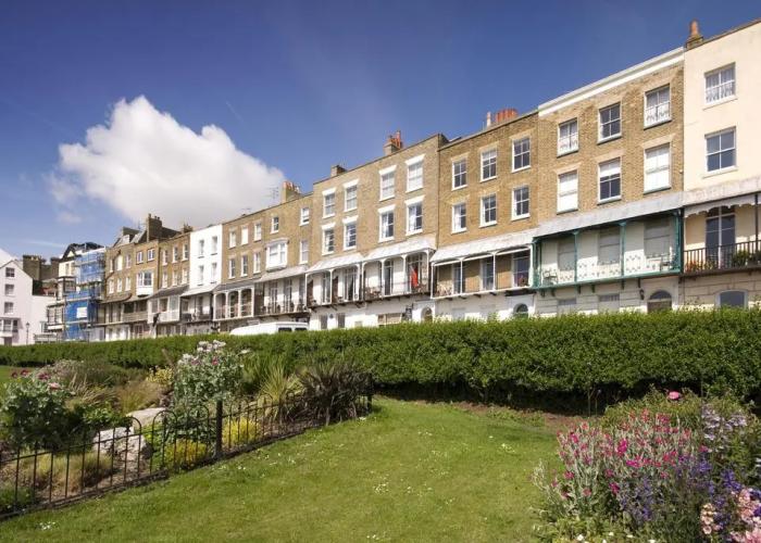 Royal Harbour Hotel