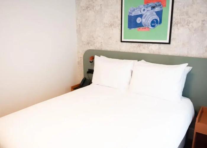 Garner Reading City Centre by IHG