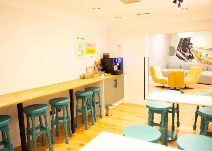 Garner Reading City Centre by IHG