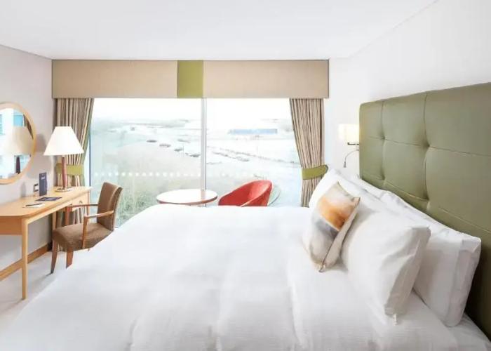 Voco Hotel Reading