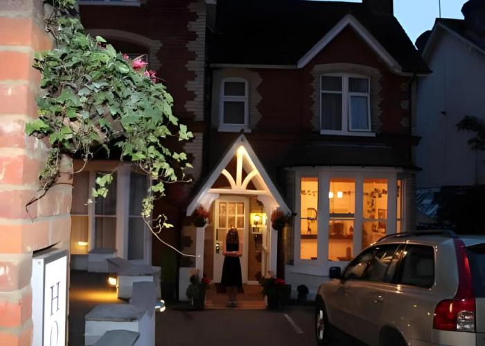 Abbey House Hotel