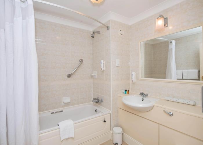 Holiday Inn Reading West by IHG
