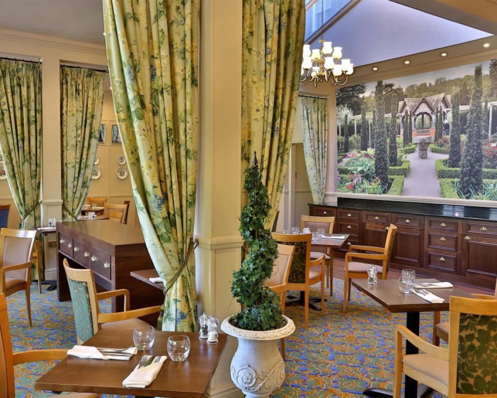 фото Reigate Manor