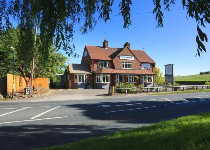 The George Carvery & Hotel