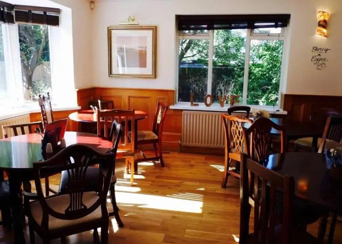 The George Carvery & Hotel