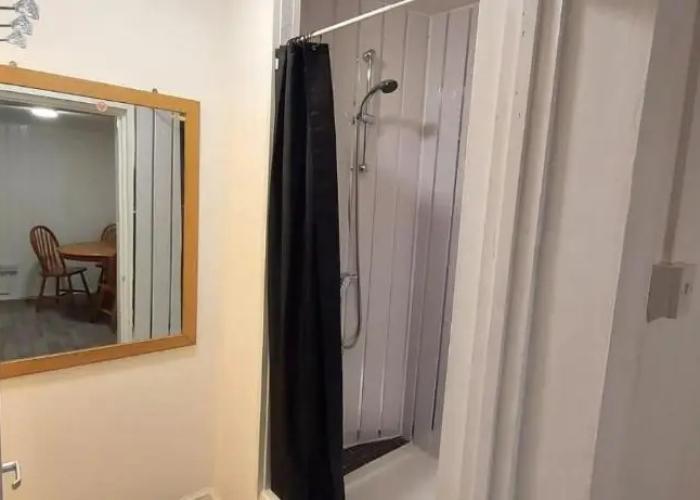 Lovely 3-bed Apartment in Parkgate Rotherham