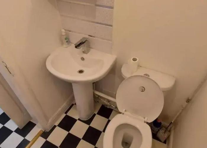 Lovely 3-bed Apartment in Parkgate Rotherham