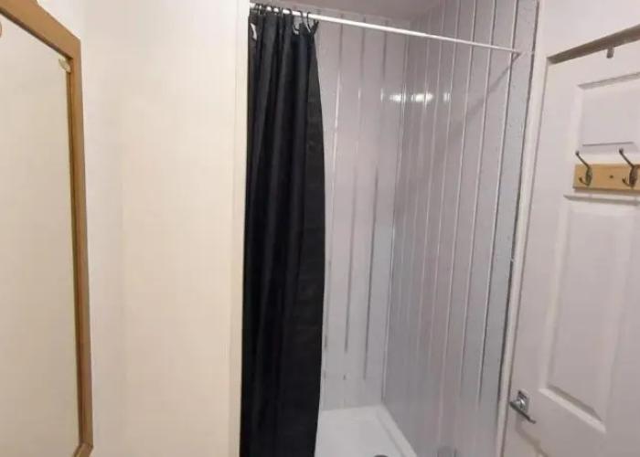 Lovely 3-bed Apartment in Parkgate Rotherham