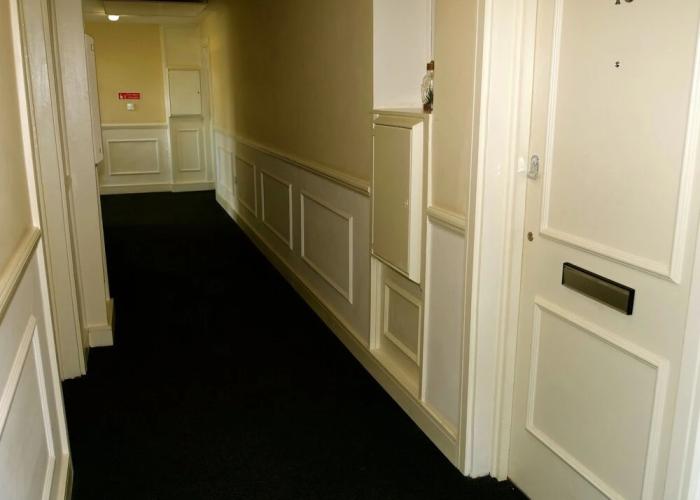 Sexy Luxurious Versace Apartment Near Sheffield