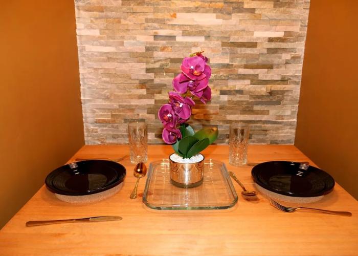 Sexy Luxurious Versace Apartment Near Sheffield