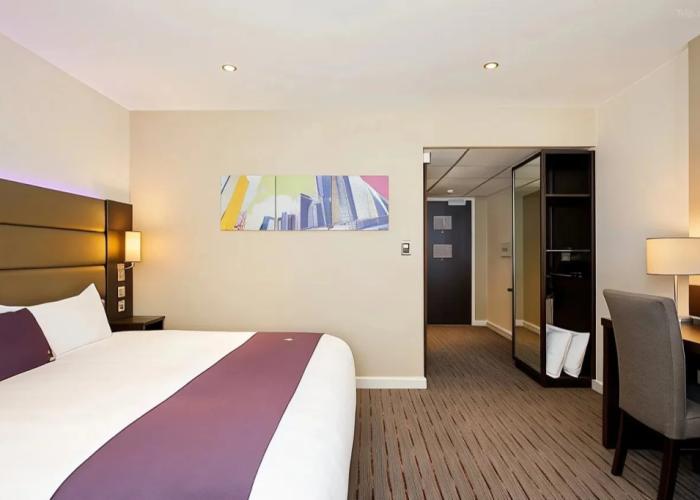 Premier Inn Rugby North Newbold
