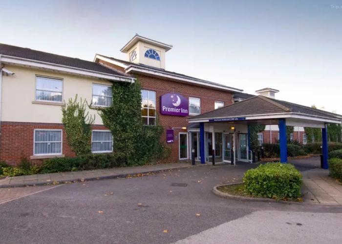 Premier Inn Rugby North Newbold