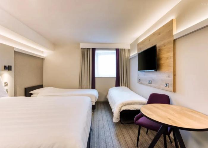 Premier Inn Rugby North Newbold