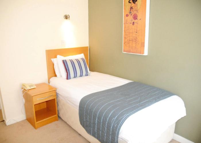 The Rugby Hotel