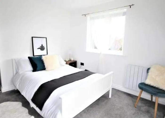 Rugby - Apartment - Sleeps 4 - Parking