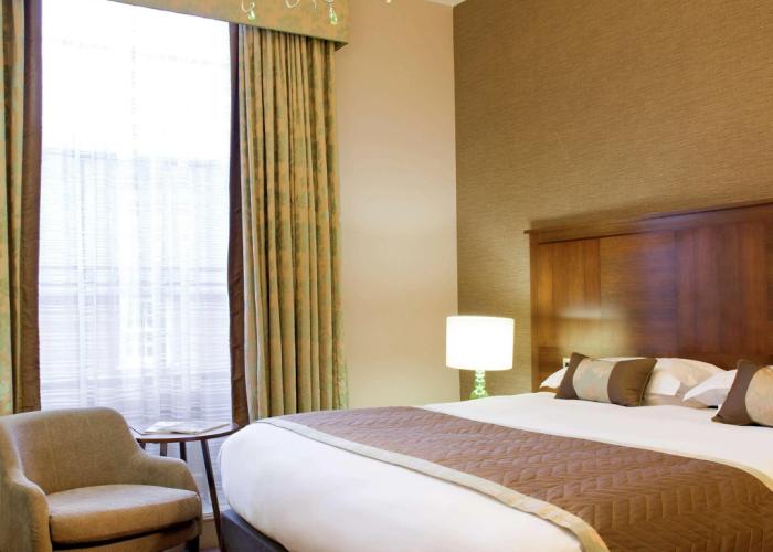 Mercure White Hart Hotel Salisbury and Apartments