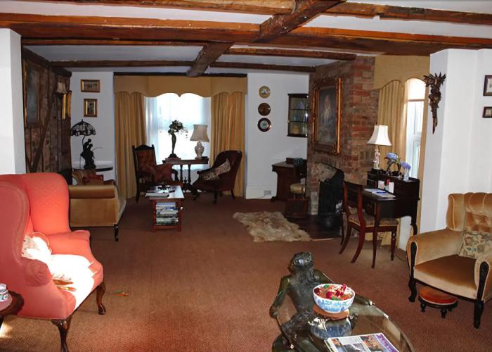 The Old House Guesthouse