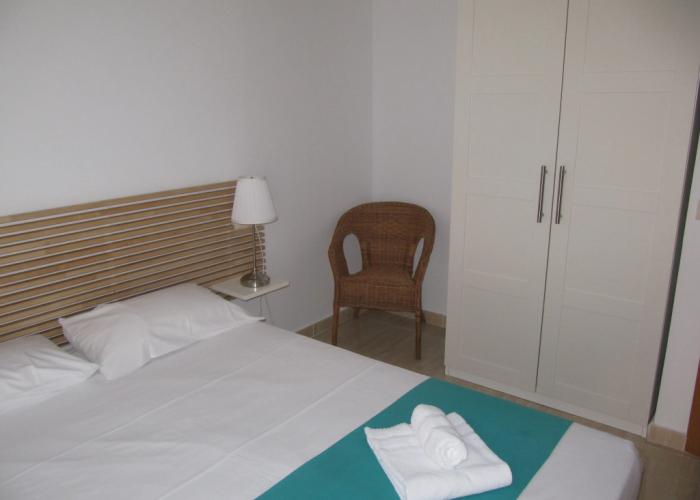 Life Apartments Alameda Colon