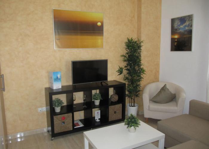 Life Apartments Alameda Colon