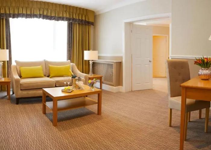 Palm Court Hotel
