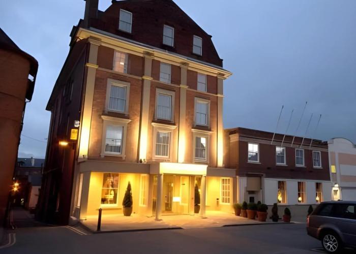 Palm Court Hotel