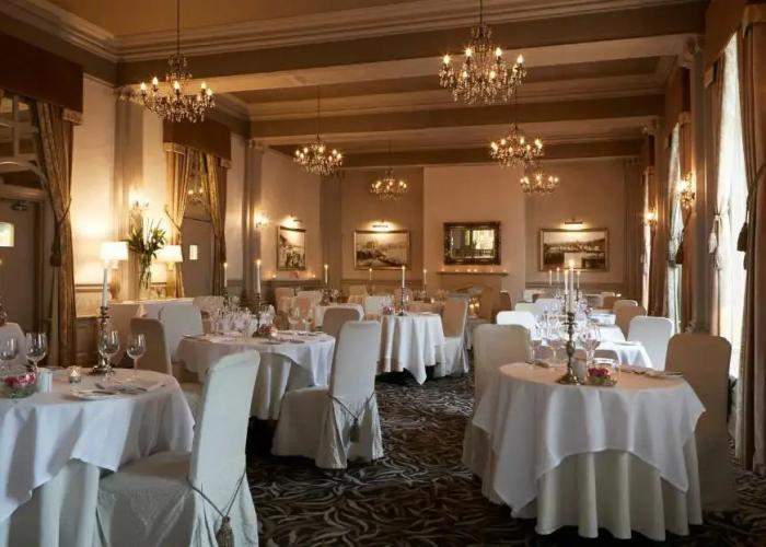 Palm Court Hotel