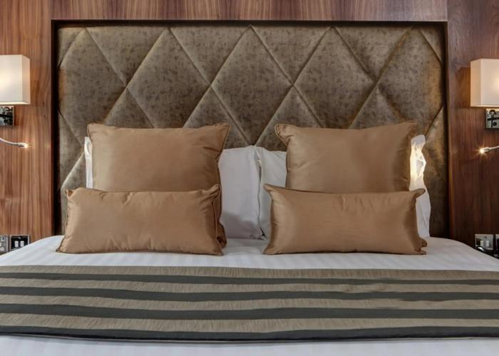 Donnington Manor Hotel