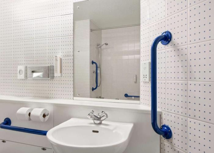 Days Inn by Wyndham Sheffield M1