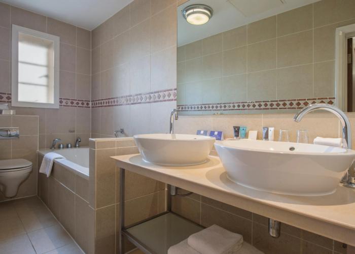 Crowne Plaza Royal Victoria Sheffield (ex Holiday Inn Sheffield)