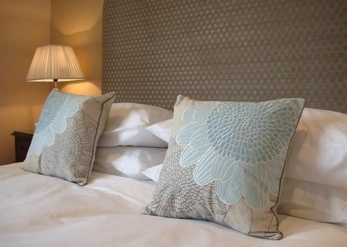 Pinfield Hotel Slough