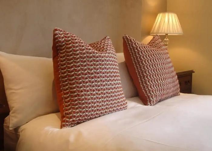 Pinfield Hotel Slough