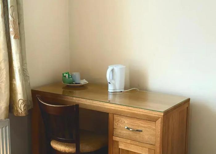 Airport Guest House