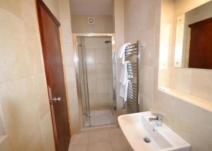 Airport Guest House