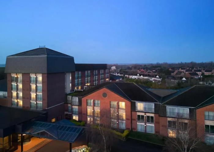 Delta Hotels by Marriott Heathrow Windsor