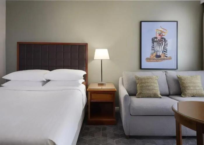 Delta Hotels by Marriott Heathrow Windsor
