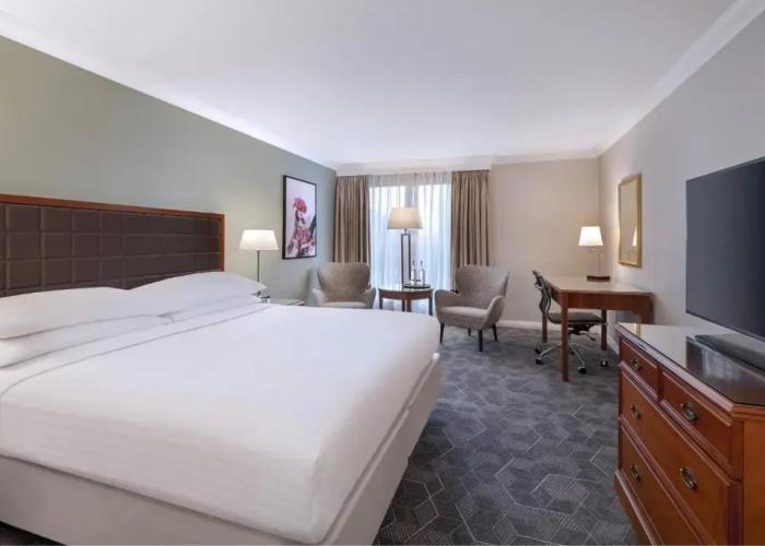 Delta Hotels by Marriott Heathrow Windsor