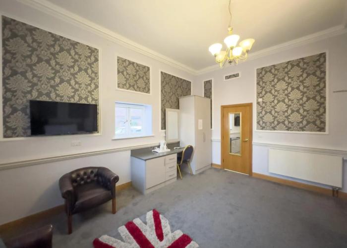 OYO Baylis House Hotel