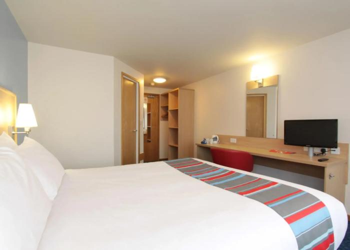 Travelodge Langley Hotel