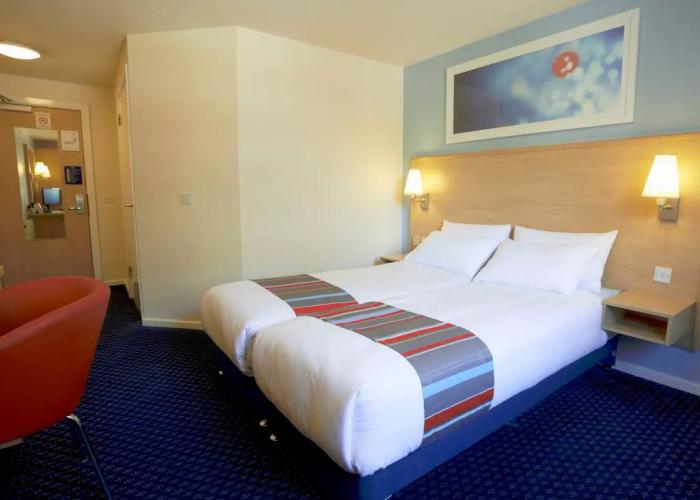 Travelodge Langley Hotel